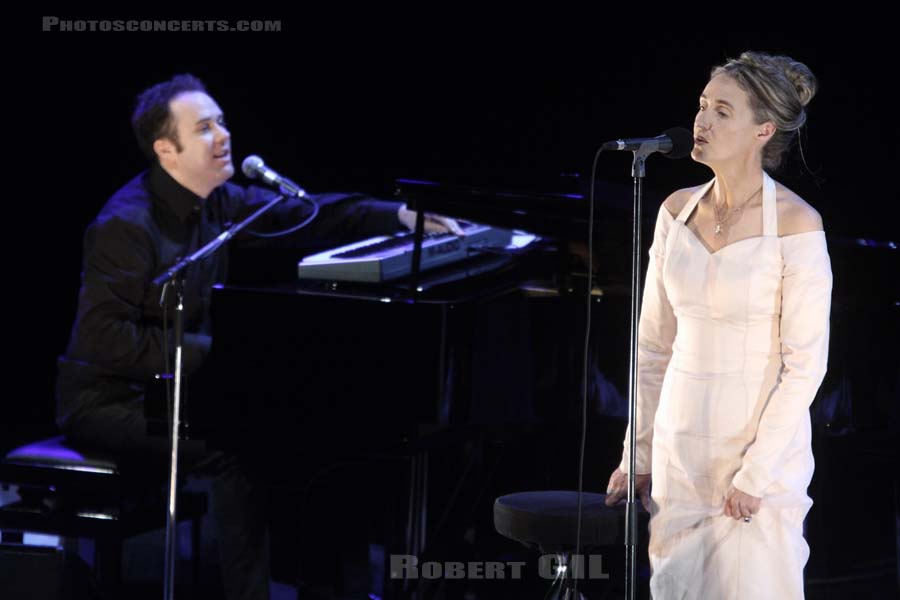 LISA GERRARD - 2007-04-15 - PARIS - Grand Rex - 